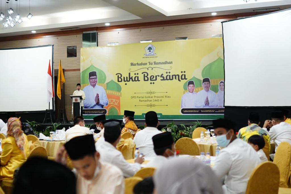Ketua DPD Golkar Riau saat sambutan