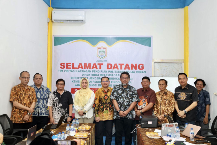 IAnggota DPR RI FPG Dr Karmila Sari Dukung Politeknik Mulia Rokan, Dorong Pendidikan Vokasi Sesuai Kebutuhan Industri