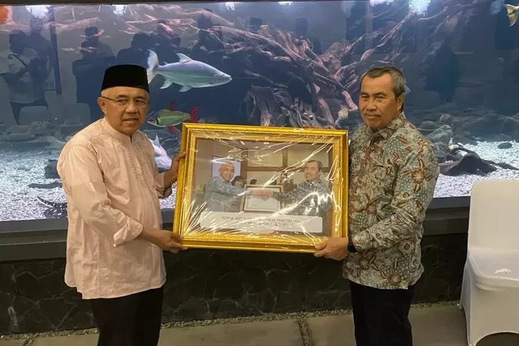 Kolaborasi Anggota DPR RI Andi Rachman dan Gubri Syamsuar Perjuangkan PPPK Guru Tidak Sesuai Formasi