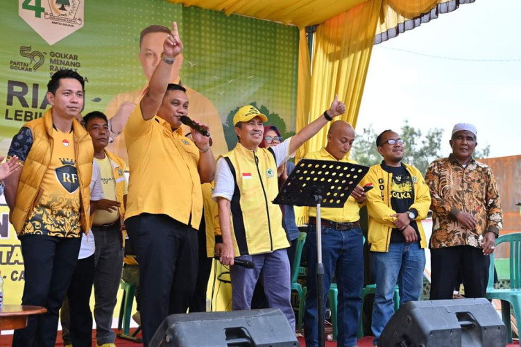 Seribuan Emak-Emak Hadiri Kampanye Syamsuar Ferdi di Dumai