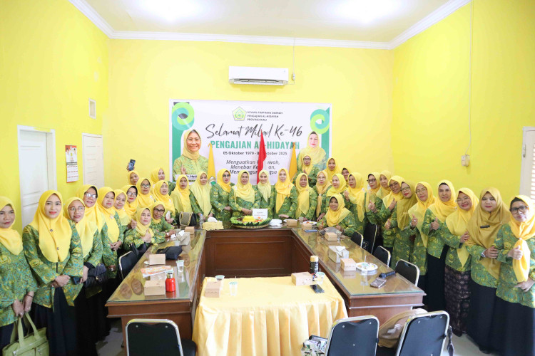 Sempena Milad ke-46, Pengajian Al-Hidayah Riau Gelar Pemeriksaan dan Konsultasi Mata Gratis