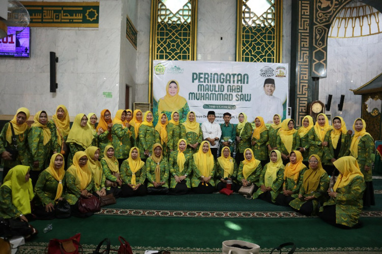 Peringati Maulid Nabi 1448 H, Empat Organisasi Perempuan Islam di Pekanbaru Ajak Jamaah Teladani Akhlak Rasulullah ?