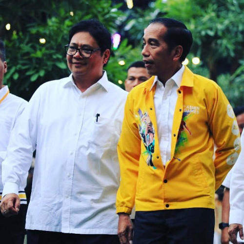 Ketum Airlangga Respons Jokowi Akan Masuk Jadi Kader Golkar