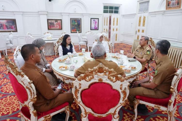 Direktur PUPR dan Gubri Syamsuar Bahas Pembangungan Jembatan Bengkalis-Meranti