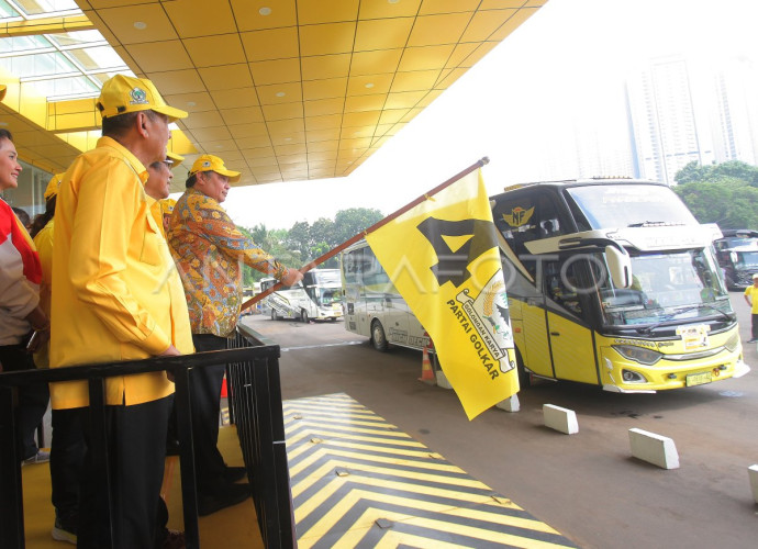 Golkar Berangkatkan Ratusan Pemudik Gratis
